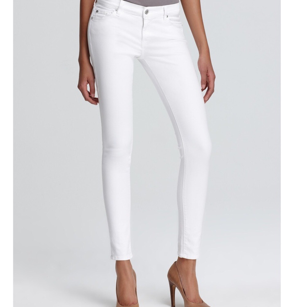 7 for all Mankind White ‘The Skinny’ Jean